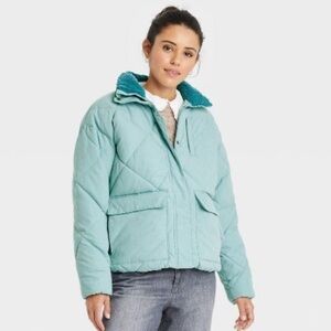 Universal Thread Women’s Teal Blue Quilted Water Resistant Puff Sleeve Coat